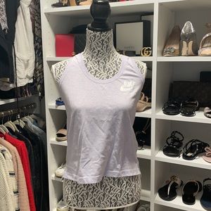 Light purple Nike workout tank